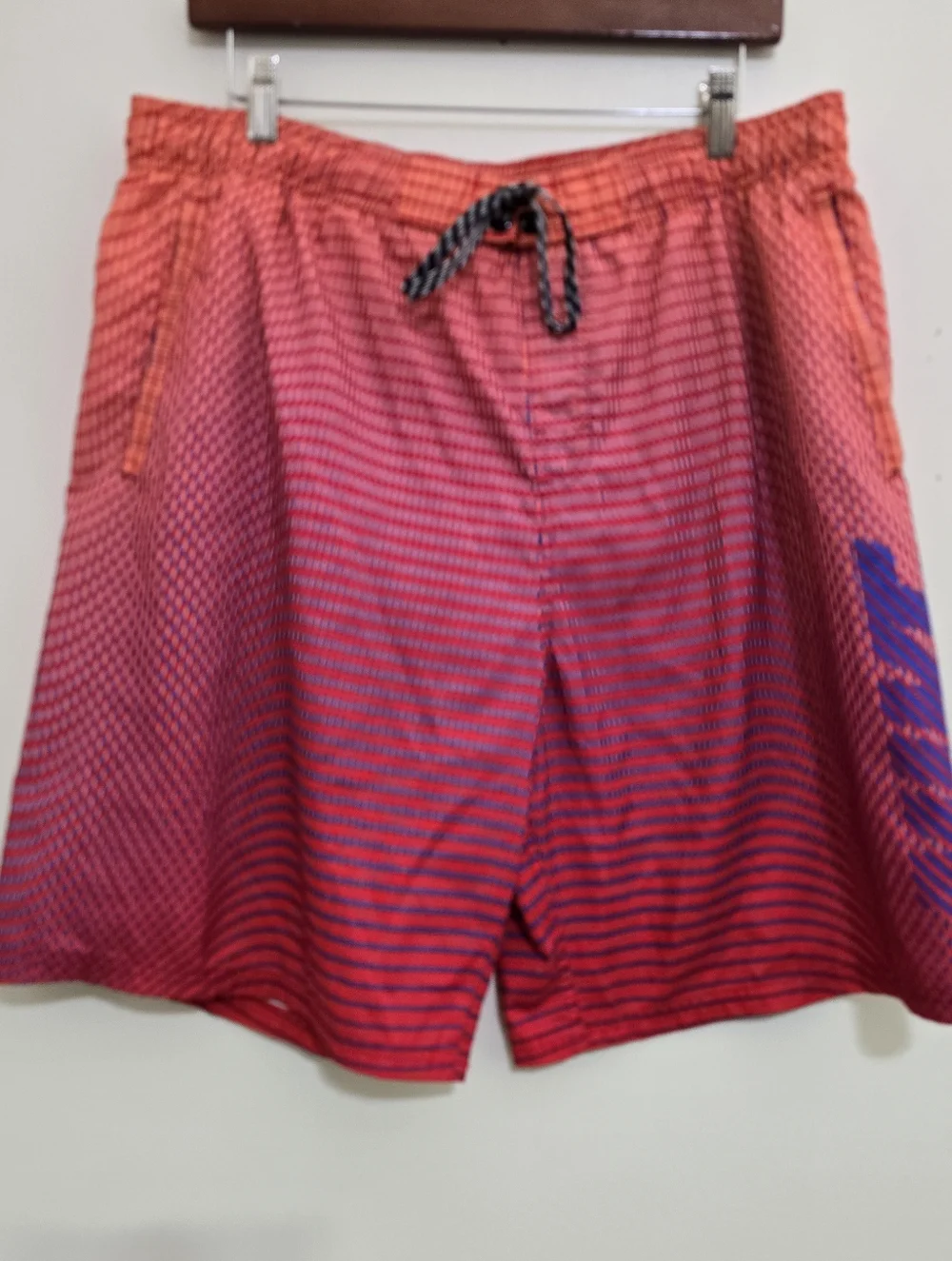 NIKE size Large  Board Shorts Mesh Lined Riptide‎ Volley Swim Trunks Orange